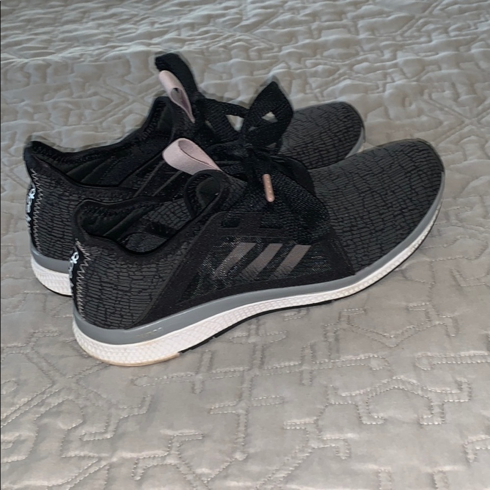Adidas edge lux sz 7.5